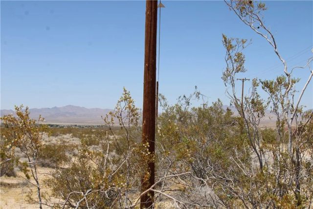 9 Camp Rock, Lucerne Valley, CA 92356