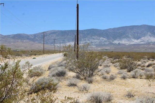 9 Camp Rock, Lucerne Valley, CA 92356