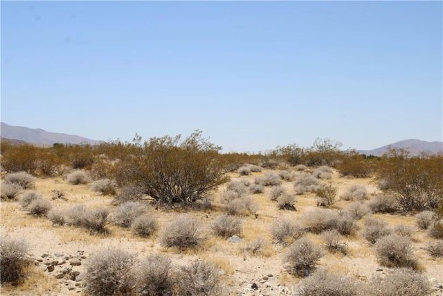 9 Camp Rock, Lucerne Valley, CA 92356