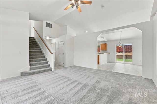 5782 S Staaten Ave, Boise, ID 83709