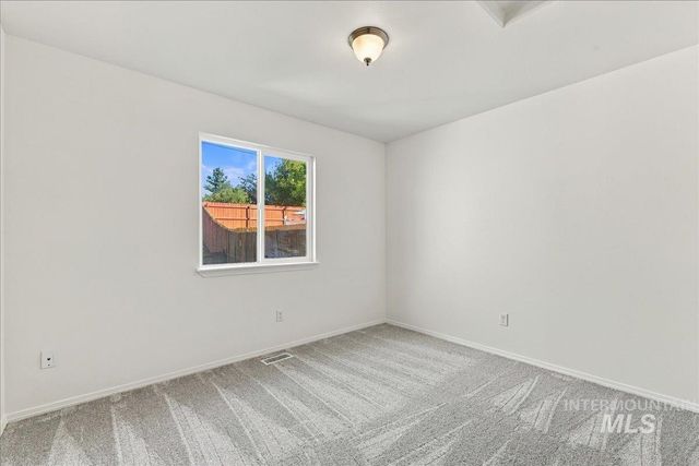 5782 S Staaten Ave, Boise, ID 83709
