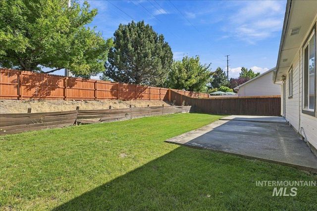 5782 S Staaten Ave, Boise, ID 83709