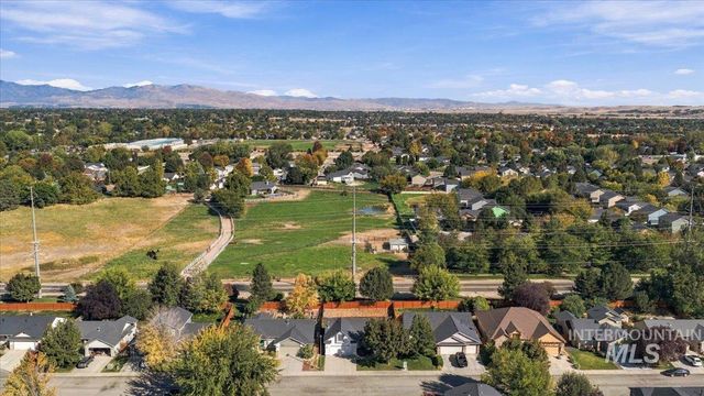 5782 S Staaten Ave, Boise, ID 83709