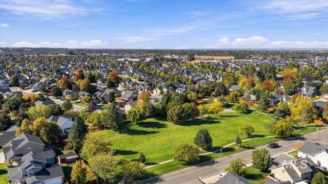 5782 S Staaten Ave, Boise, ID 83709