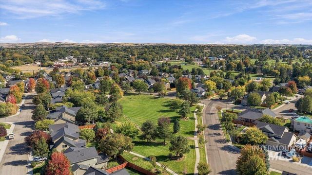 5782 S Staaten Ave, Boise, ID 83709