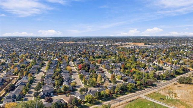 5782 S Staaten Ave, Boise, ID 83709