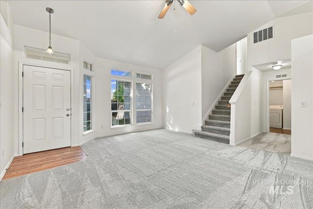 5782 S Staaten Ave, Boise, ID 83709