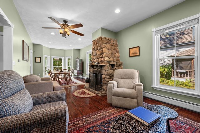 181 Main, Kingston, NH 03848