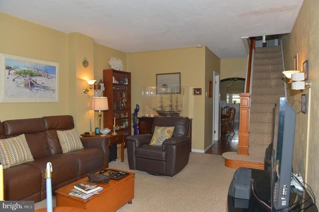 328 W FIFTH ST, Lansdale, PA 19446