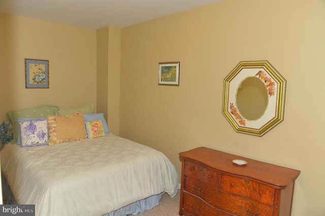 328 W FIFTH ST, Lansdale, PA 19446