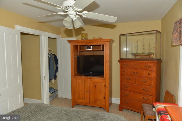 328 W FIFTH ST, Lansdale, PA 19446