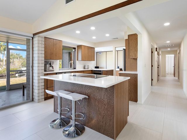 5669 AMERICA DRIVE, Sarasota, FL 34231