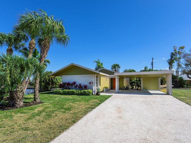 5669 AMERICA DRIVE, Sarasota, FL 34231