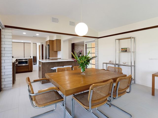 5669 AMERICA DRIVE, Sarasota, FL 34231