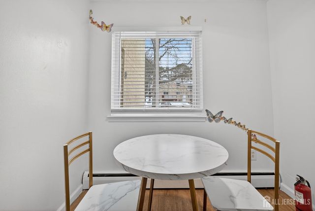 22 lake Avenue 5a, East Brunswick, NJ 08816