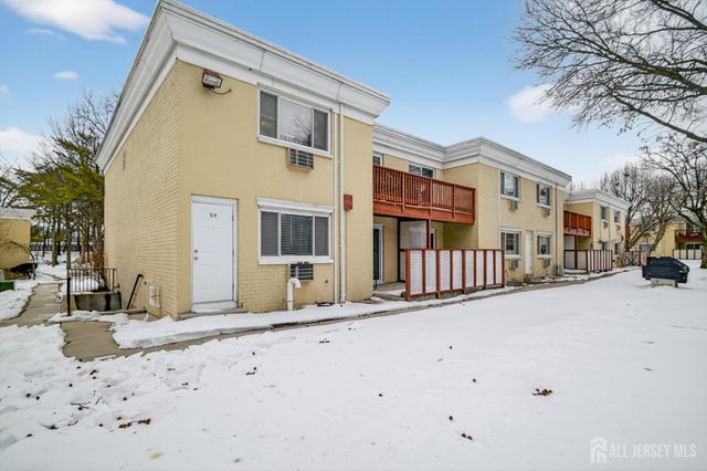 22 lake Avenue 5a, East Brunswick, NJ 08816