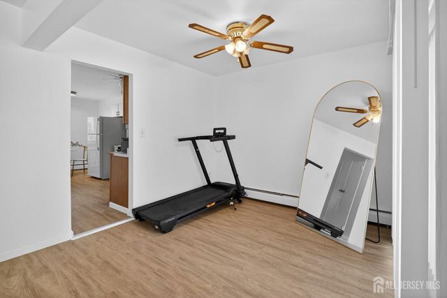 22 lake Avenue 5a, East Brunswick, NJ 08816