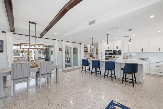 4029 38TH WAY S, St Petersburg, FL 33711