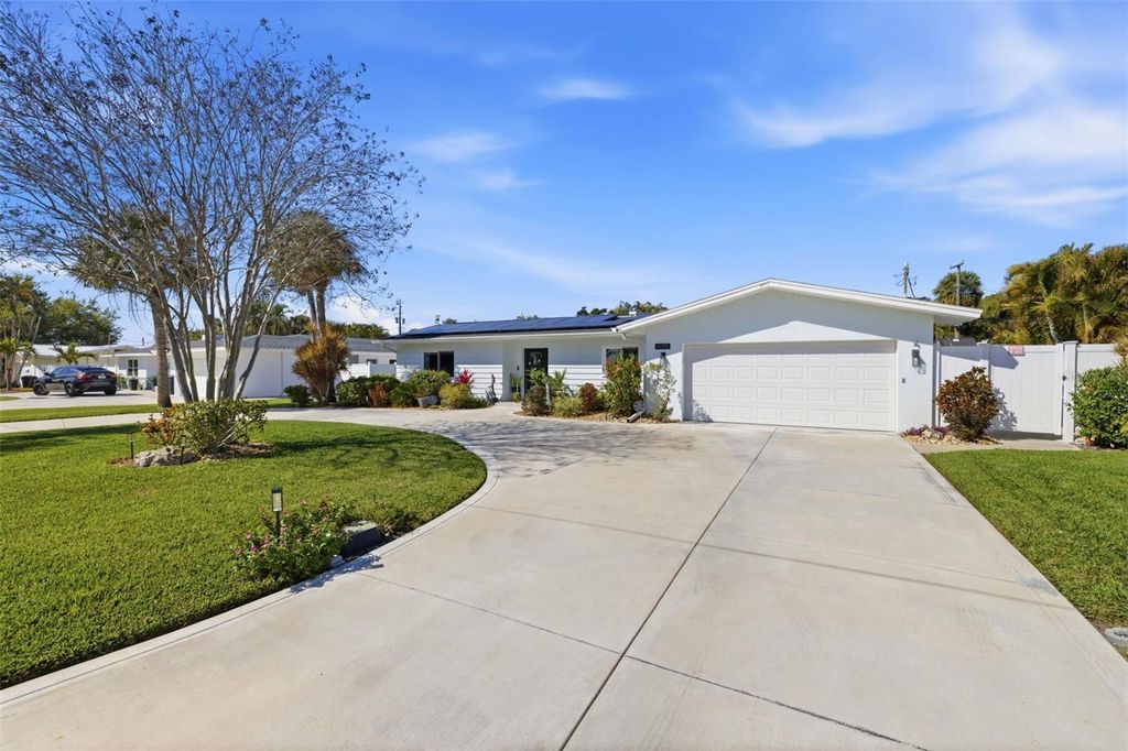 4029 38TH WAY S, St Petersburg, FL 33711