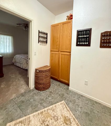 1044 W Orange Street, Hanford, CA 93230