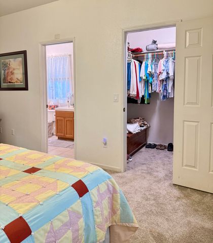 1044 W Orange Street, Hanford, CA 93230