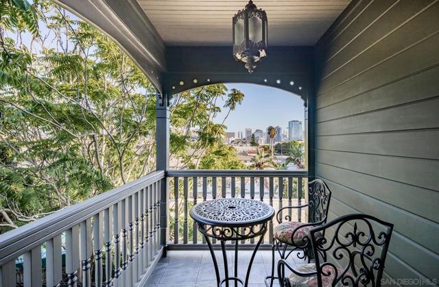 2133 2nd Ave, San Diego, CA 92101
