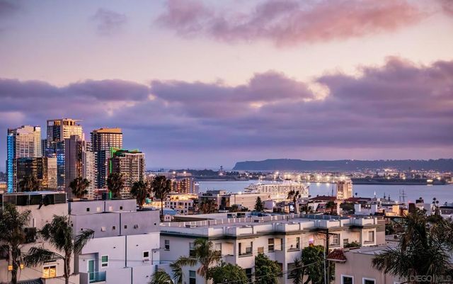 2133 2nd Ave, San Diego, CA 92101