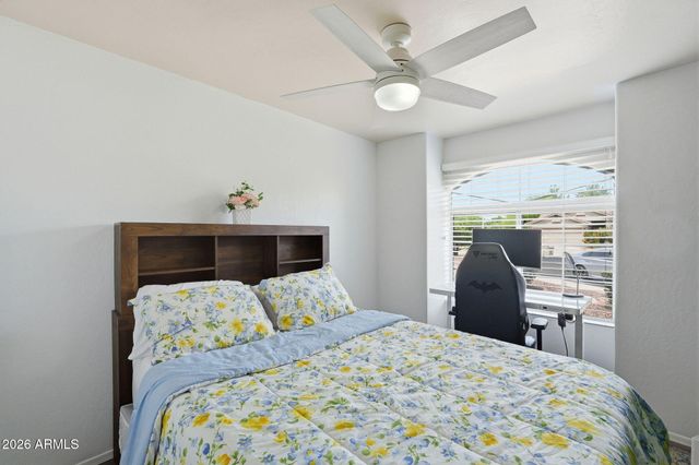 6647 W TONOPAH Drive, Glendale, AZ 85308