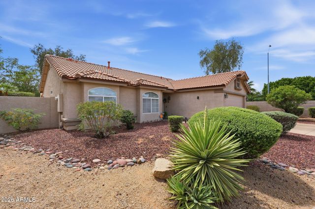 6647 W TONOPAH Drive, Glendale, AZ 85308