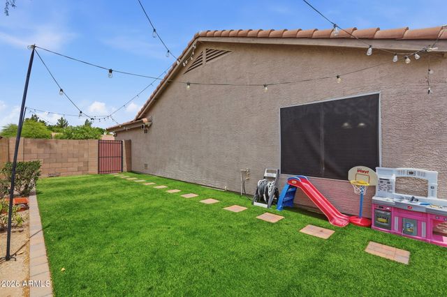 6647 W TONOPAH Drive, Glendale, AZ 85308