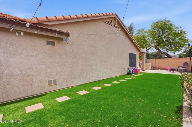 6647 W TONOPAH Drive, Glendale, AZ 85308
