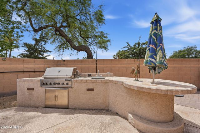 6647 W TONOPAH Drive, Glendale, AZ 85308