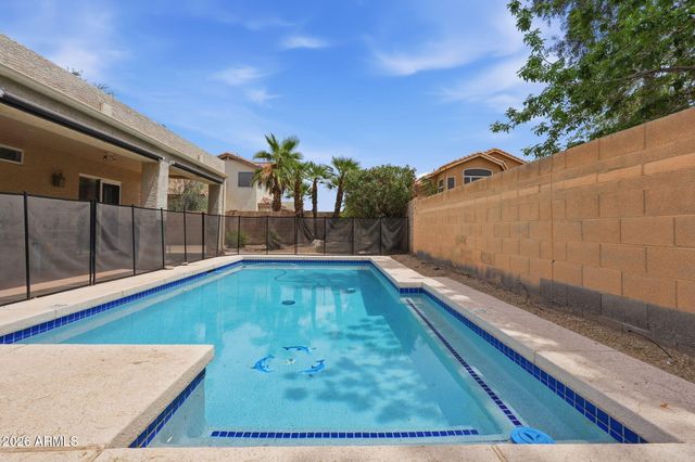 6647 W TONOPAH Drive, Glendale, AZ 85308