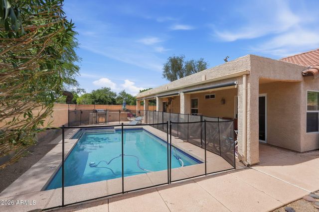 6647 W TONOPAH Drive, Glendale, AZ 85308