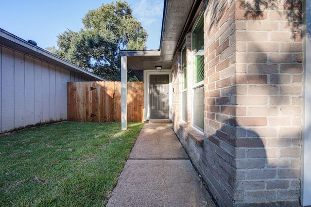 1739 Brickarbor Drive, Katy, TX 77449