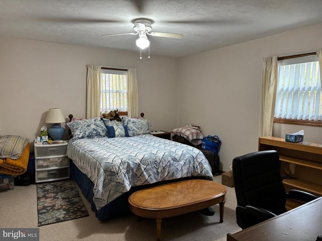 329 KILMER TRL, Albrightsville, PA 18210