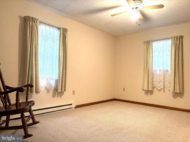 329 KILMER TRL, Albrightsville, PA 18210