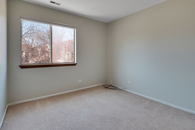 972 Mallard Circle 2, Schaumburg, IL 60193