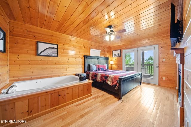 1644 Pinewood Way, Sevierville, TN 37862