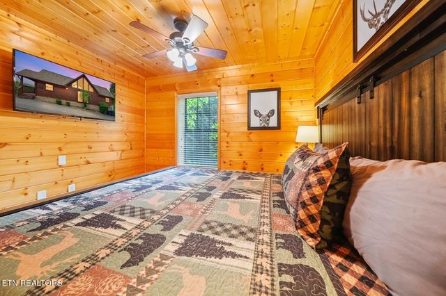 1644 Pinewood Way, Sevierville, TN 37862