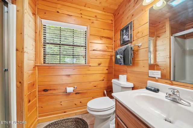 1644 Pinewood Way, Sevierville, TN 37862