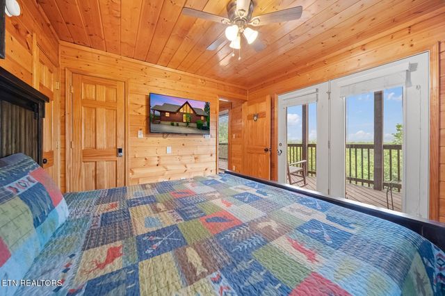 1644 Pinewood Way, Sevierville, TN 37862