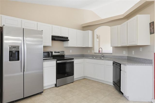 839 HOLLYWOOD STREET, Daytona Beach, FL 32117