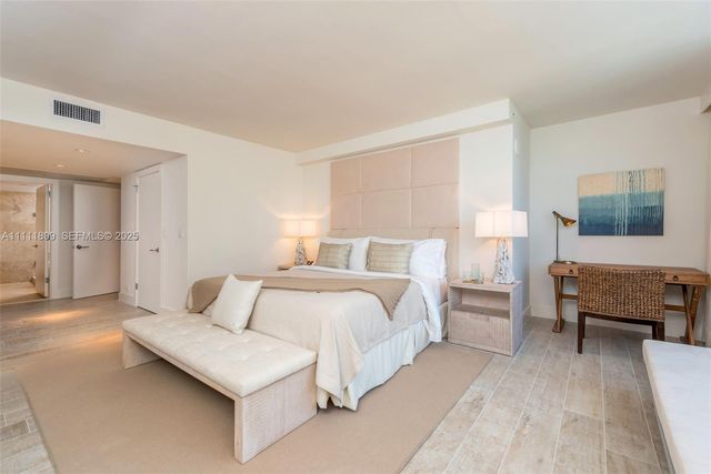 102 24th Street 1015, Miami Beach, FL 33139