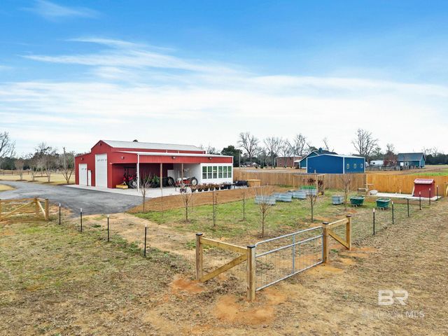 16014 County Road 26, Foley, AL 36535