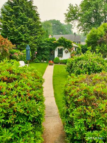 12 Old Saugatuck Road, Norwalk, CT 06855