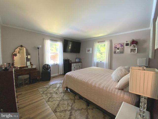 21120 GREEN LN, Rock Hall, MD 21661