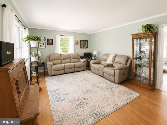 21120 GREEN LN, Rock Hall, MD 21661