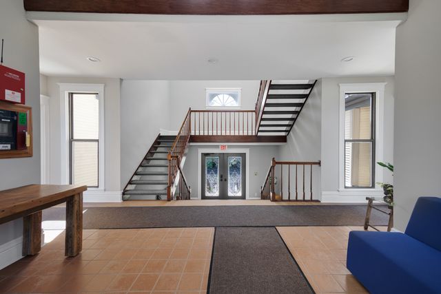 121 N Washington Street, Naperville, IL 60540