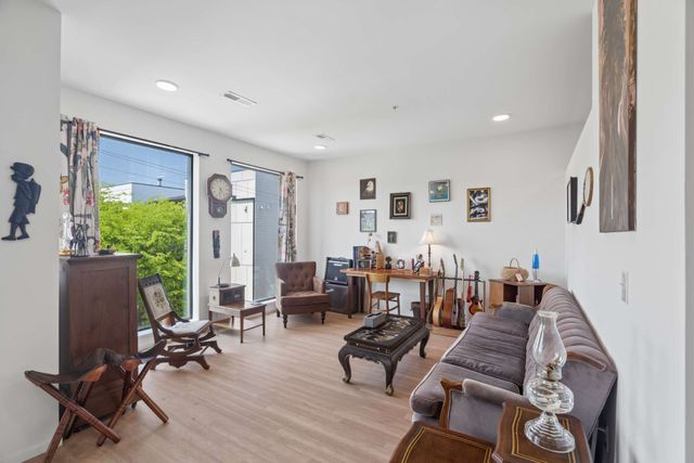 806 Olympic St Apt 405, Nashville, TN 37203